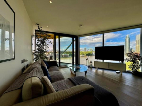 Nine Elms River London Eye View 2BD 2BA